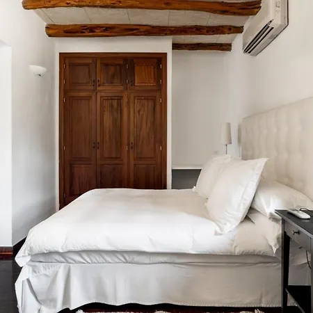 Villa Magnificent Marama In The Midst Of Ibiza's Countryside Sant Jordi de ses Salines